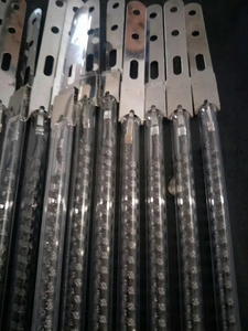 Carbon infrared lamp